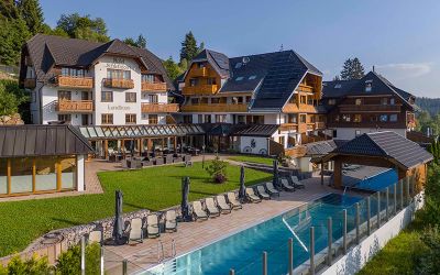Hotel Schlehdorn Großes traditionelles Gasthaus mit Gartenanlage und Pool